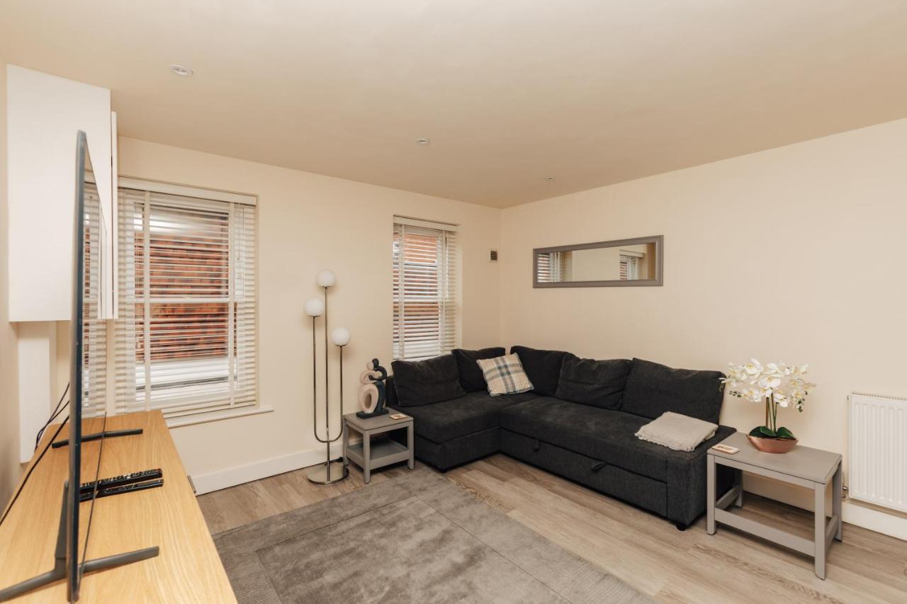 Henley Town Centre With Parking Apartment Екстериор снимка